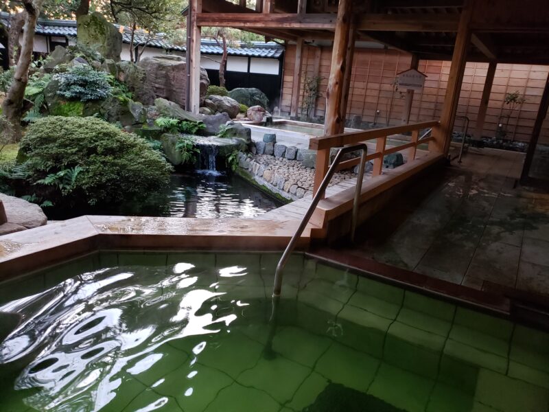 日高石庭の湯「露天風呂」